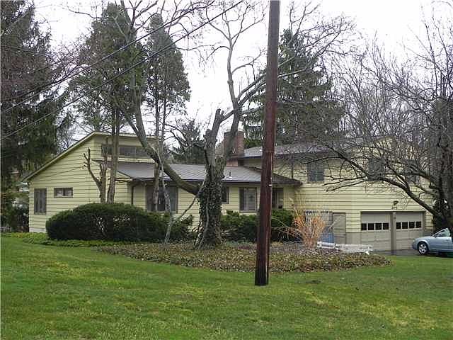 1st image of 70 Woodline Dr #E