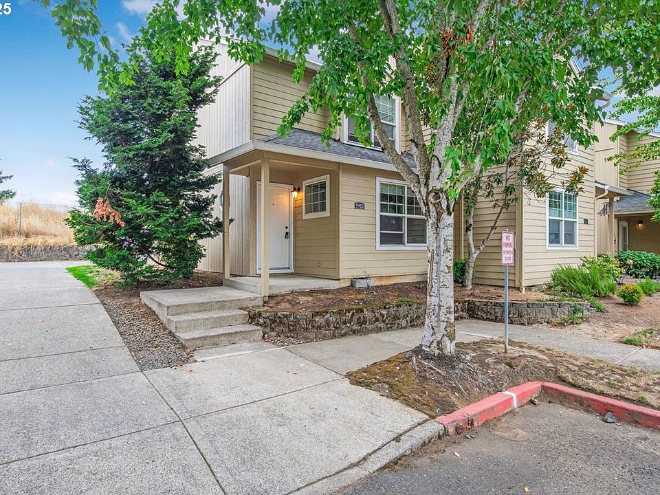 1st image of 5912 NE 35th Cir