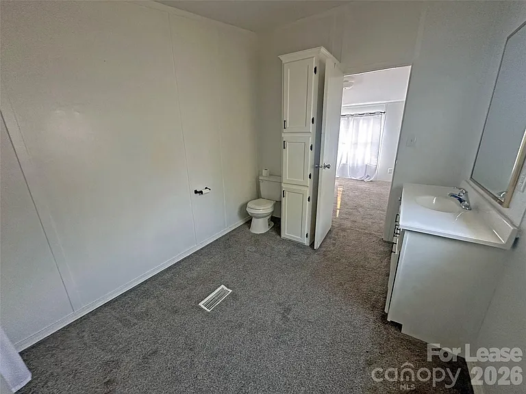 1844 Drew Dr — Photo 23