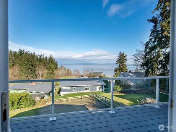 1263 S View Street, Camano Island, WA 98282