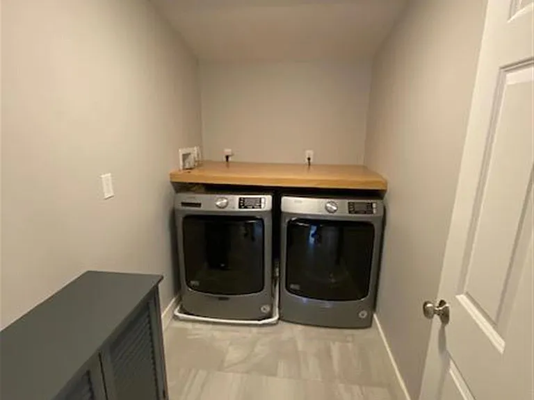 41-43 Garrison Ave #2 — Photo 15
