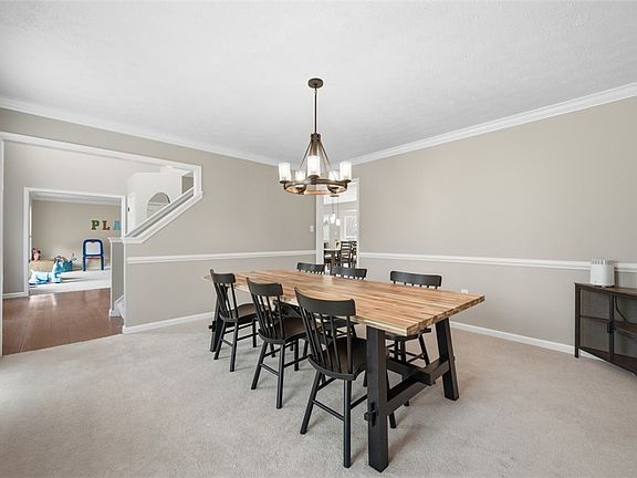 4th image of 1053 Whispering Woods Dr