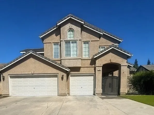 10856 N Bunkerhill Dr, Fresno, CA 93730