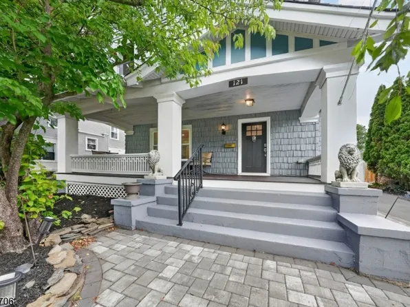 121 E Maple Ave, Bound Brook Boro, NJ 08805
