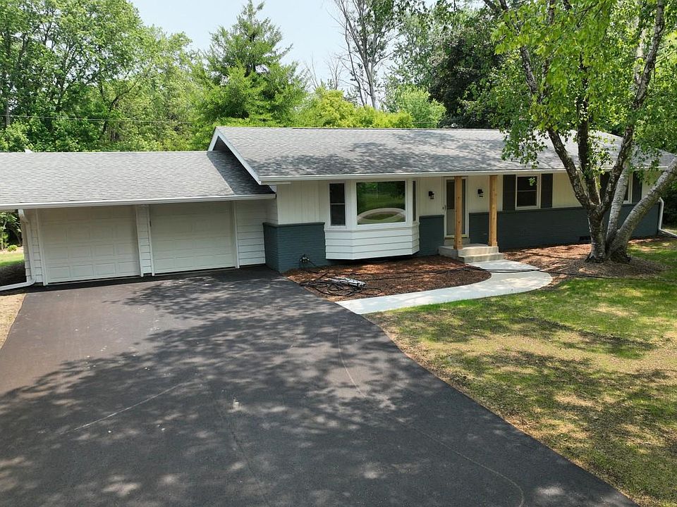 1st image of 1424 Cedar Creek PARKWAY