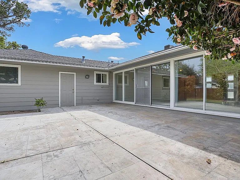 1st image of 3608 W Alpine Ave