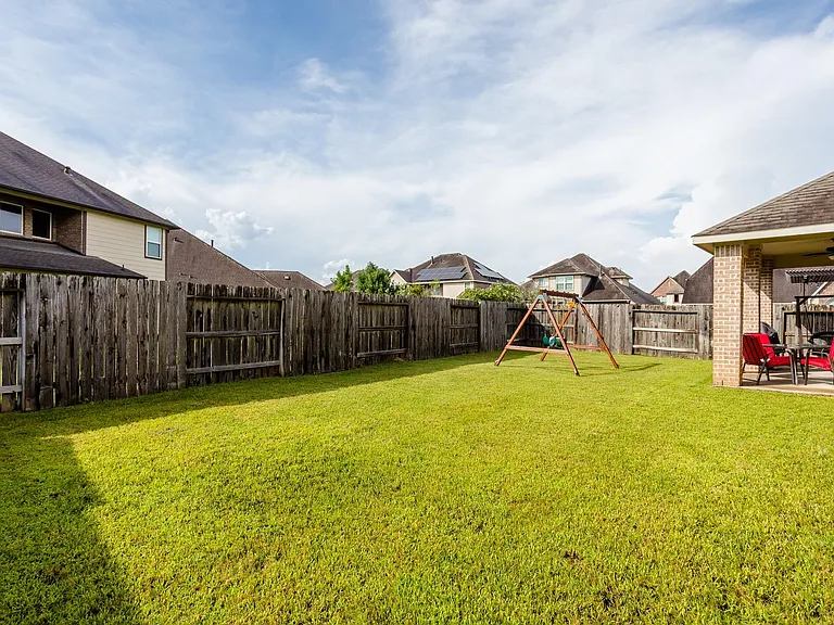 4622 Regal Shadow Ln — Photo 39
