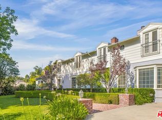 3734 Longridge Ave, Sherman Oaks, CA 91423