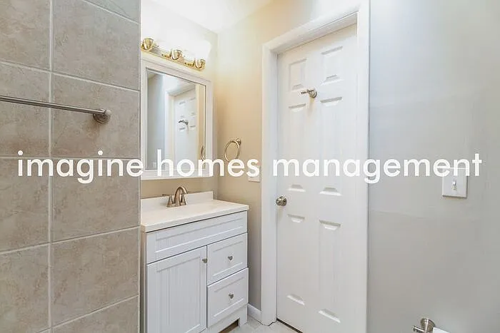 1450 Cottage Ct — Photo 9