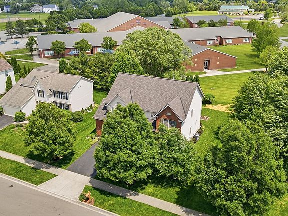 5th image of 2201 Parklawn Dr