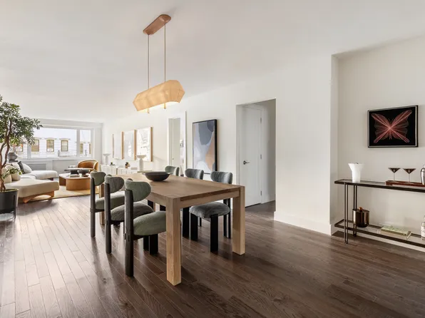 411 East 53rd Street image 4 of 12