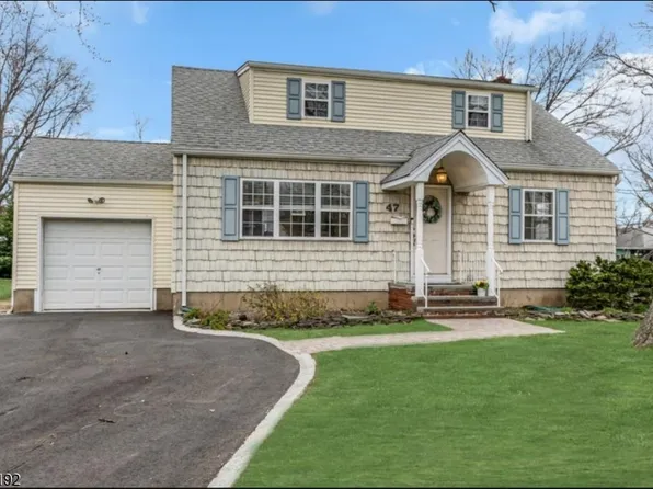 47 Shetland Dr, Clark Twp., NJ 07066