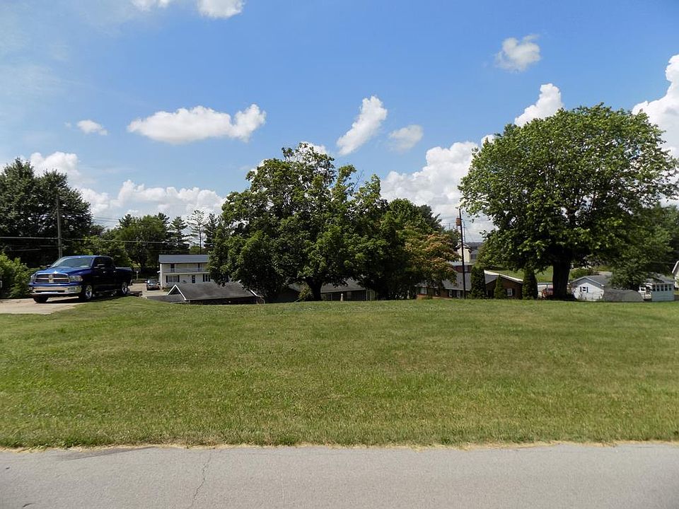 1st image of 642 Beverly Dr