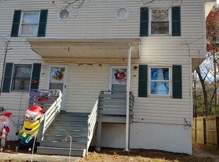 27-29 Oakwood Ter, Springfield, MA 01109