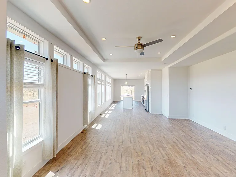 2070 Starbuck Ln — Photo 13