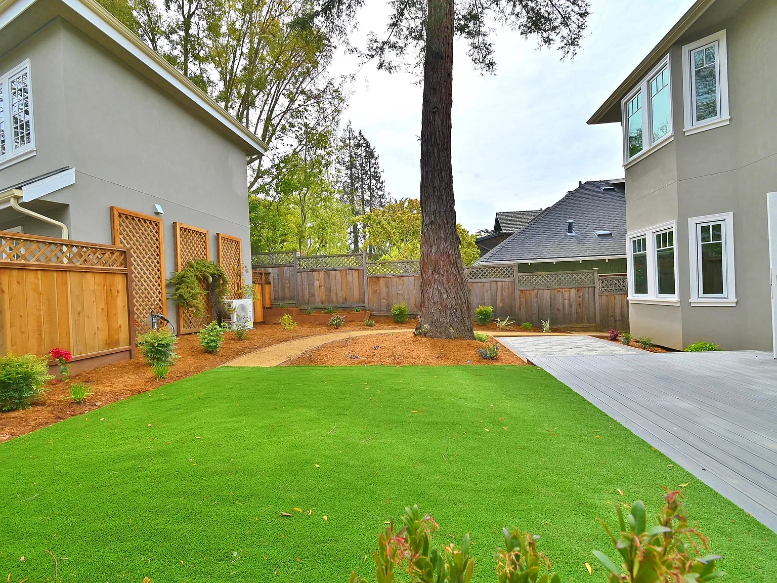 5 bed, 3200 sqft, $12,000 — Photo 4