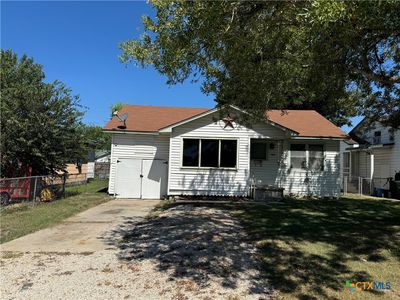 1402 E Mesquite Ln, Victoria, TX, 77901