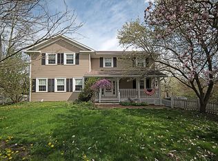 921 Granger Rd, Medina, OH 44256