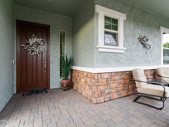 3rd image of 20614 W HILLCREST Boulevard