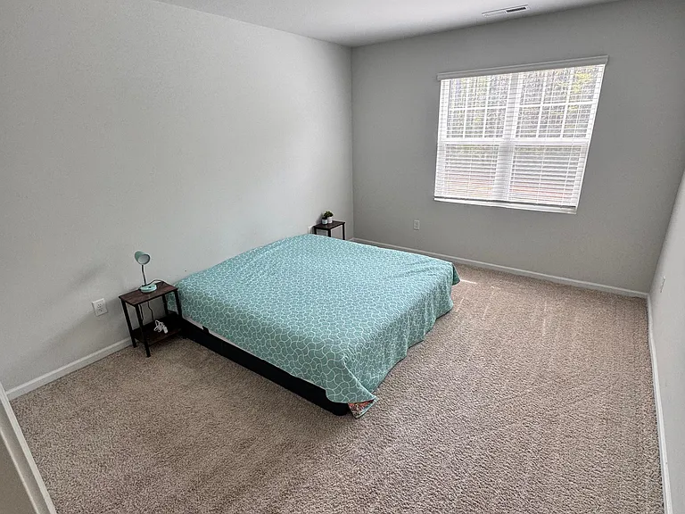 Verona Dr — Photo 15