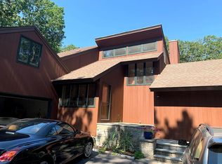 2367 Durham Rd, Madison, CT 06443