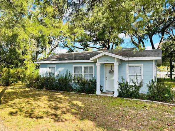 208 NE 11th Ter, Chiefland, FL 32626