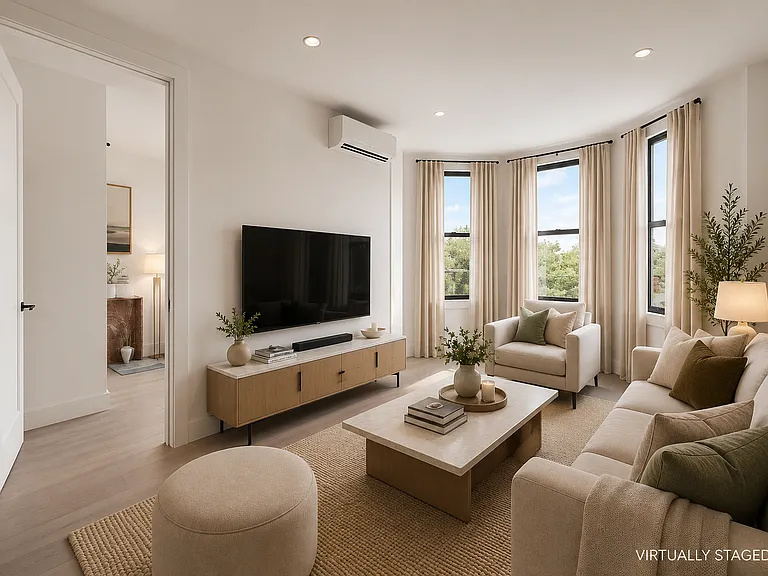 388 Cornelia St #3 — Photo 1