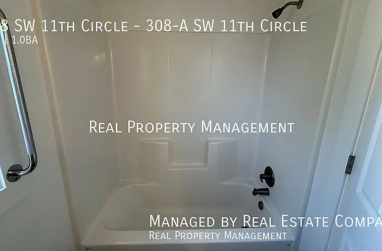 308 SW 11th Cir #A — Photo 6