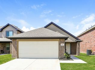 3907 Job Dr, Ennis, TX 75119