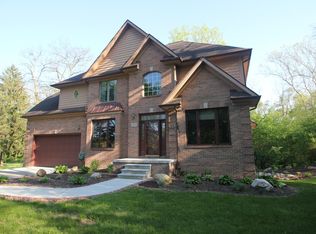 29291 Chenwood Ct, Farmington Hills, MI