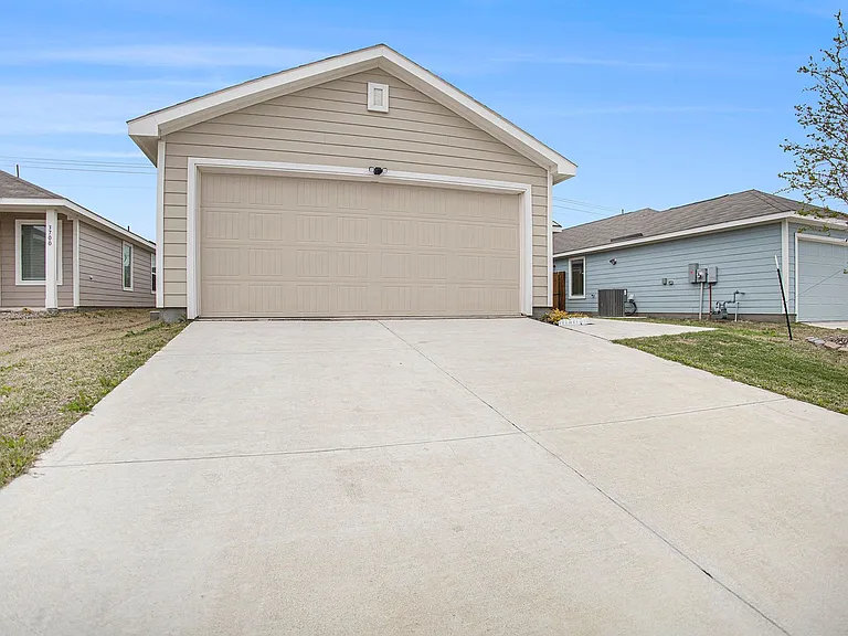 3624 Bluebird Ln — Photo 3