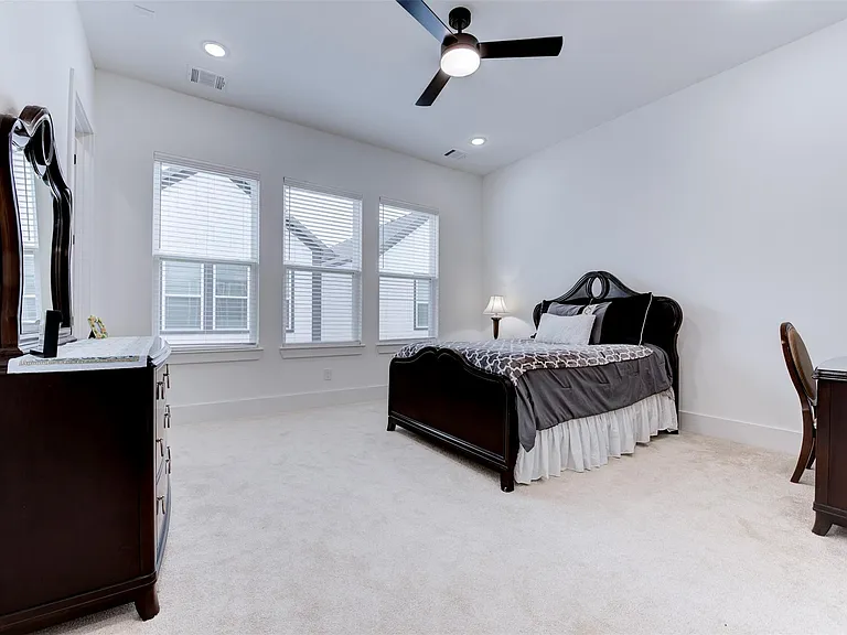 861 Fisher St #G — Photo 23