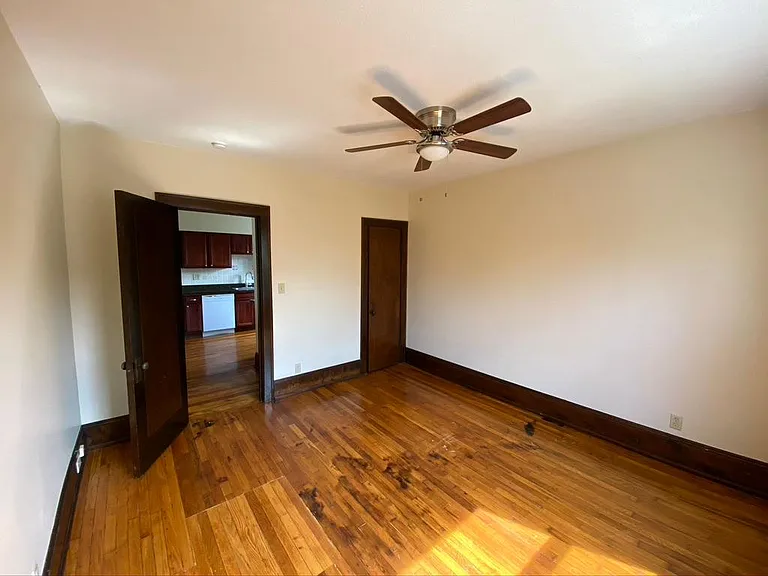 1745 W 31st Pl #3 — Photo 10