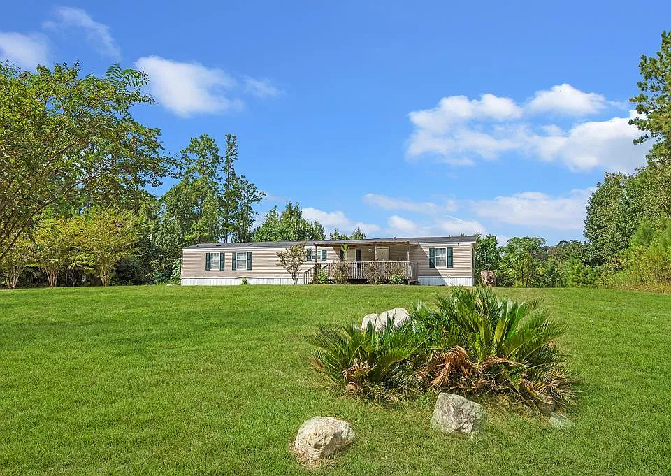 460 Red Oak Dr