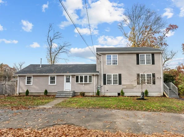 21 Dale Rd, Holbrook, MA 02343