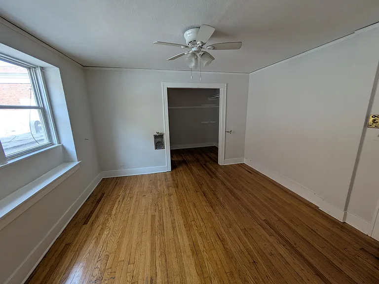 413 N Main St — Photo 8