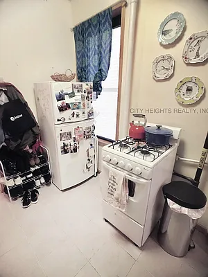 Rented by City Heights Realty | media 16