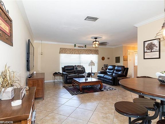 2nd image of 1518 Whiskey Creek Dr