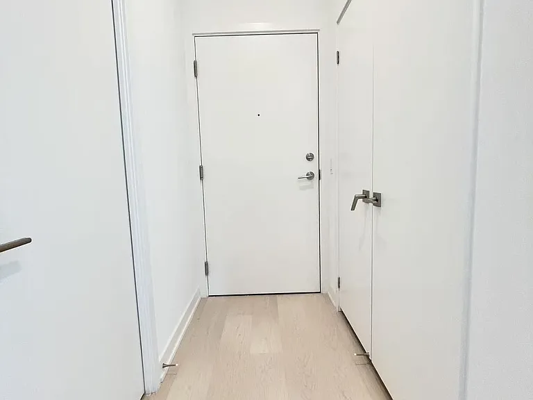 252 Church St #2112 — Photo 8
