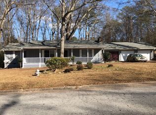 5 Deer Run Rd, Ellenwood, GA 30294