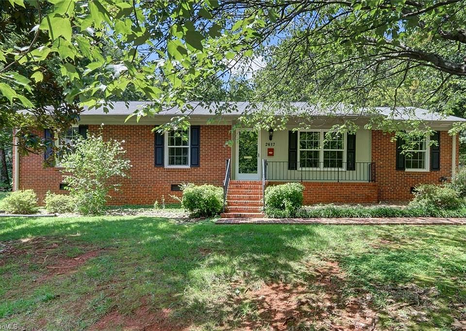 1st image of 2617 Gracewood Dr