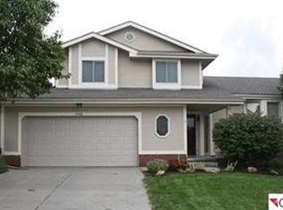 15408 Locust St, Omaha, NE 68116