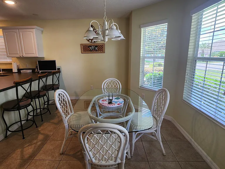 1426 Forest Acres Dr — Photo 11