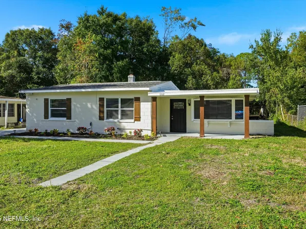 1262 PEACEFIELD Drive, Jacksonville, FL 32205