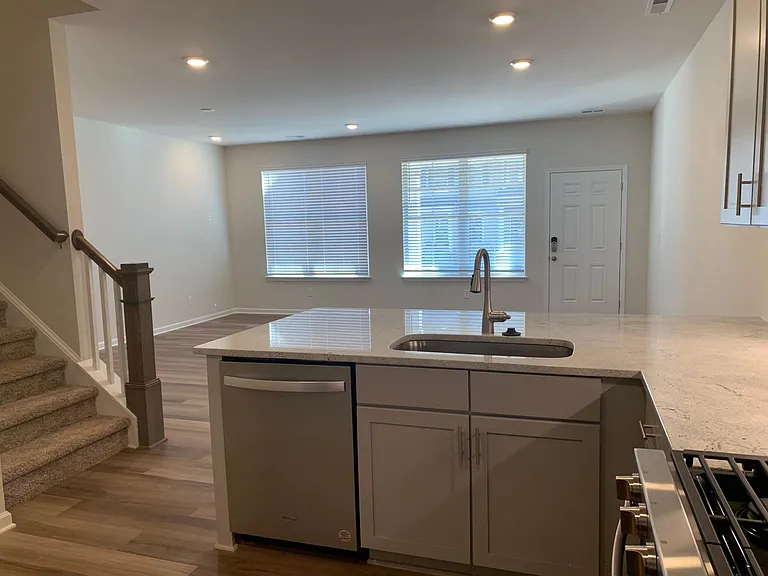 3424 Glenn Hope Way — Photo 5