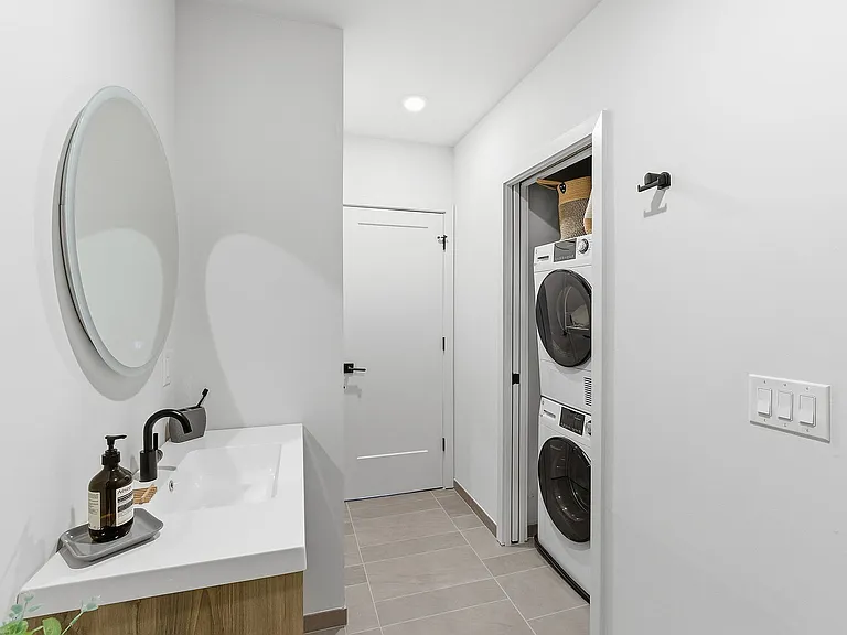 Bathroom with Washer & Dryer