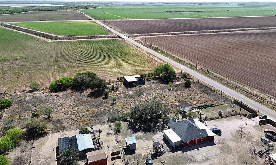 2nd image of 8534 Nittler Rd