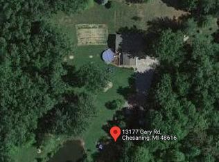 13177 Gary Rd, Chesaning, MI 48616