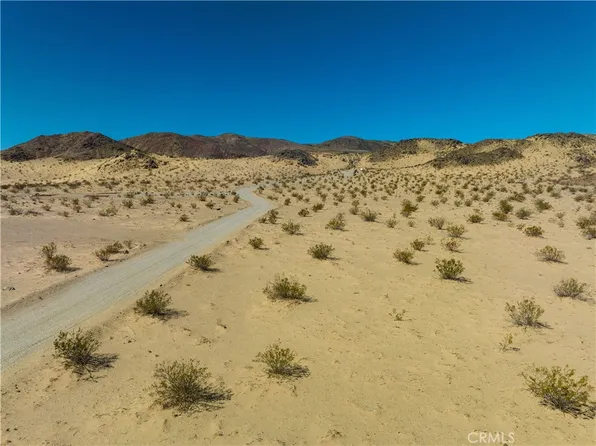 60911 Montoya Rd, Twentynine Palms, CA 92277