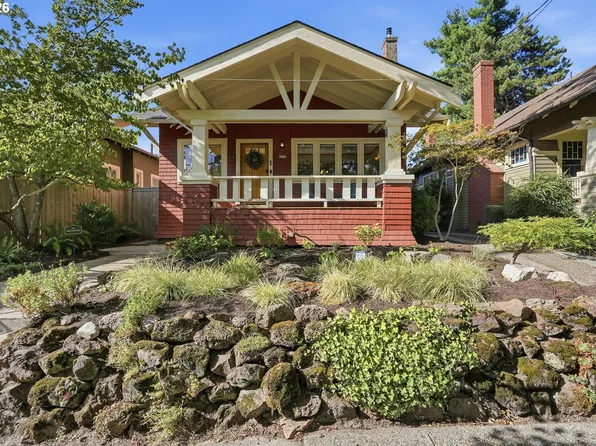 4511 SE Clay St, Portland, OR 97215